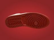 Take a look at the outsoles of the shoes (Image via Nike)